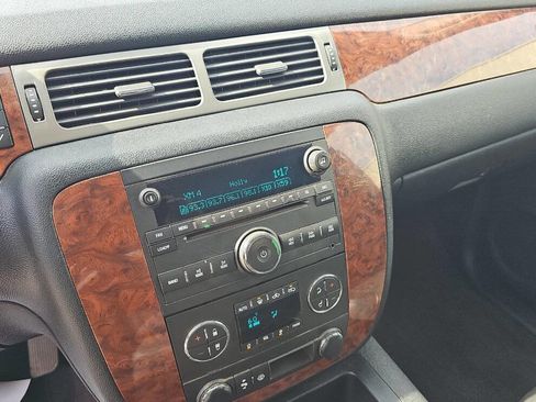 Used 2008 Chevrolet Silverado 3500 LTZ image 13