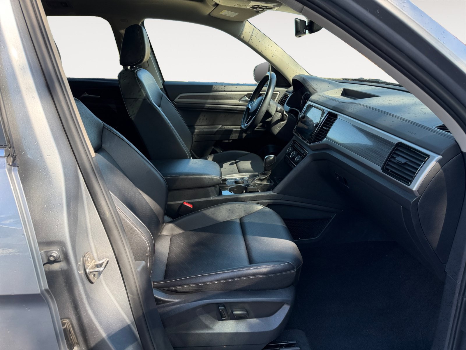 Used 2021 Volkswagen Atlas SEL AWD/4WD image 15