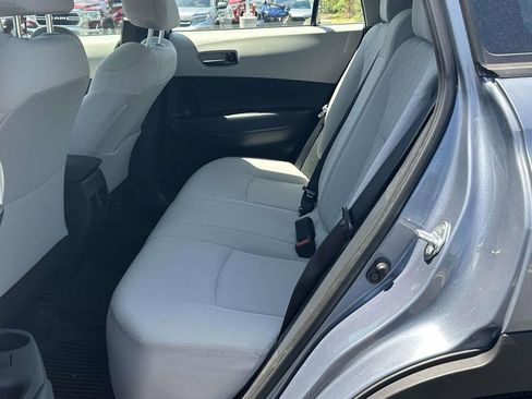 Used 2022 Toyota Corolla Cross L FWD image 9