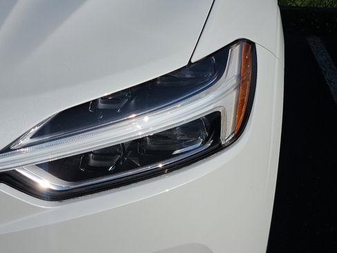 Used 2020 Volvo XC60 T5 Inscription AWD/4WD image 4