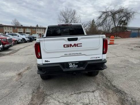 New 2026 GMC Sierra 1500 AT4X image 7