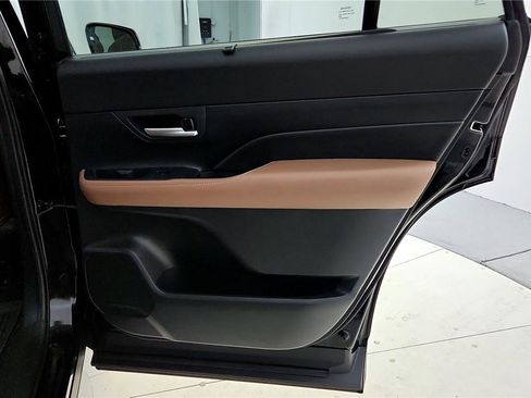 Used 2024 Toyota Grand Highlander Platinum image 20