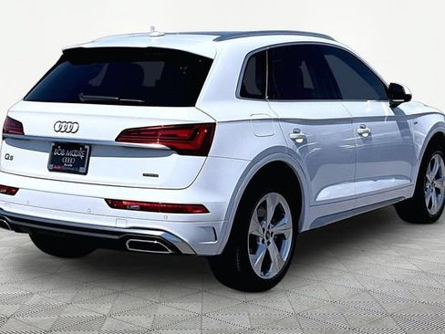 Used 2024 Audi Q5 2.0T Premium Plus w/ Premium Plus Package AWD/4WD image 2