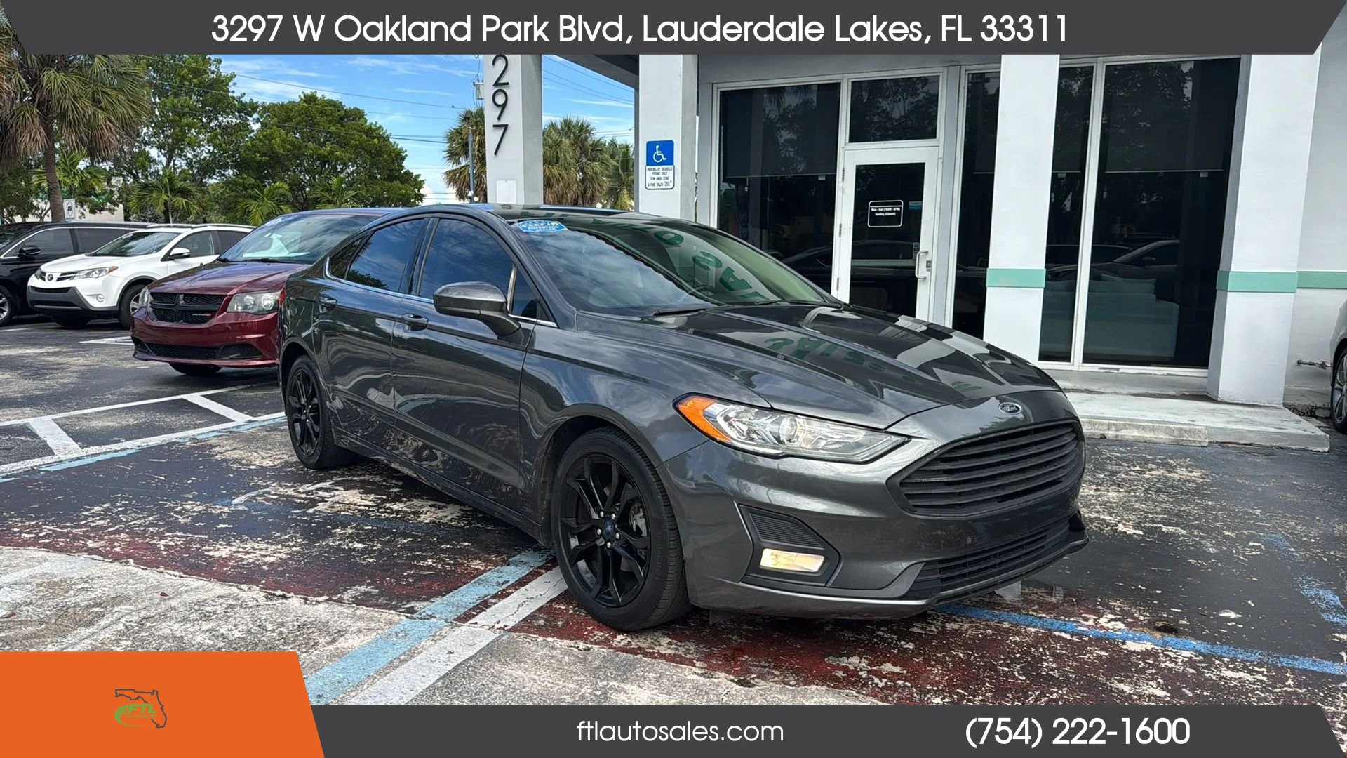 Used 2020 Ford Fusion SE w/ Equipment Group 151A FWD image 3