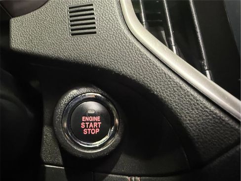 Used 2020 Subaru Impreza 2.0i Sport image 38