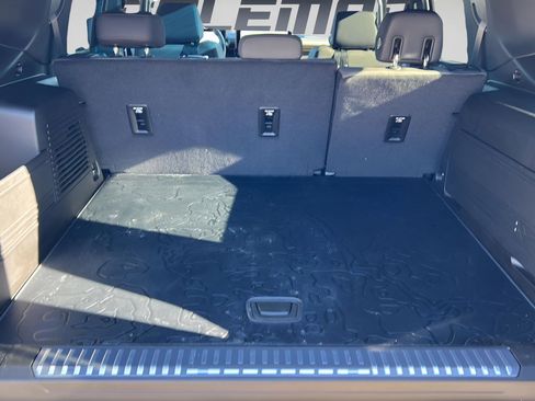 Used 2024 GMC Hummer EV 2X image 11