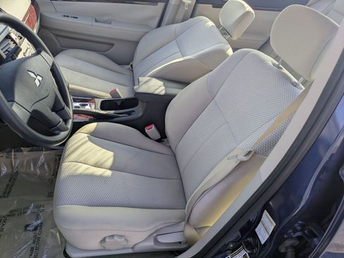 Used 2009 Mitsubishi Galant ES image 16