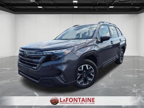Used 2025 Subaru Forester Premium AWD/4WD image 1