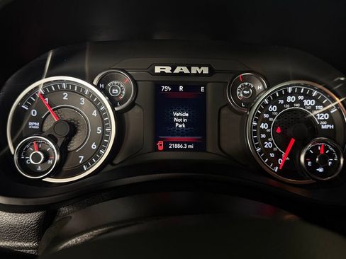 Certified 2024 RAM 2500 Big Horn w/ Bed Utility Group AWD/4WD image 14