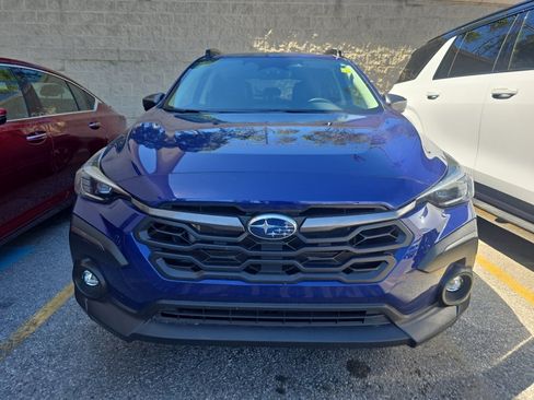 Used 2024 Subaru Crosstrek 2.5i Limited w/ Crosstrek Mirror Package AWD/4WD image 3