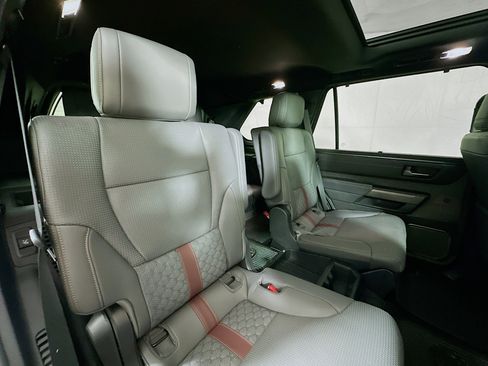 Used 2026 Toyota Sequoia Capstone AWD/4WD image 27