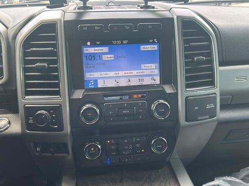 Used 2019 Ford F250 Lariat w/ Lariat Ultimate Package AWD/4WD image 13