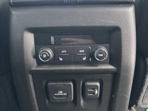 Used 2019 Chevrolet Traverse Premier w/ LPO, Blackout Package image 24