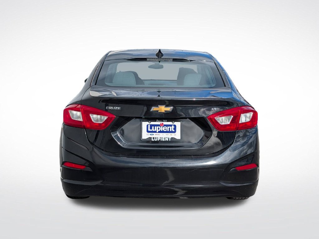 Used 2016 Chevrolet Cruze LT w/ Convenience Package FWD image 4