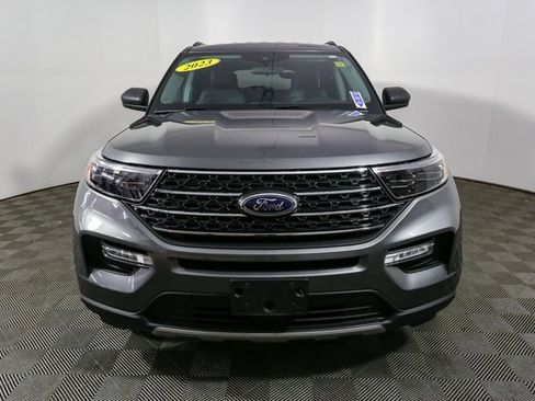 Used 2023 Ford Explorer XLT w/ Equipment Group 202A image 4