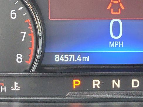 Used 2022 Ford Explorer XLT w/ Equipment Group 202A image 19