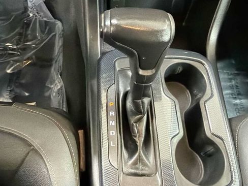 Used 2017 Chevrolet Colorado Z71 w/ LPO, Premium Interior Package AWD/4WD image 22