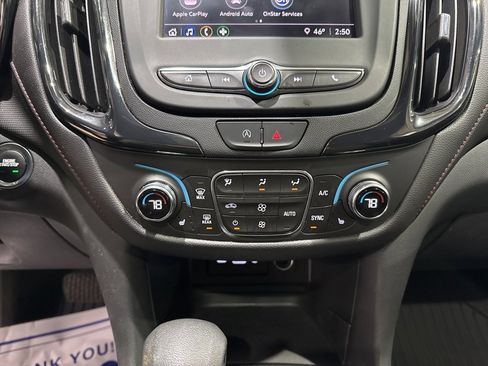 Used 2023 Chevrolet Equinox RS image 31