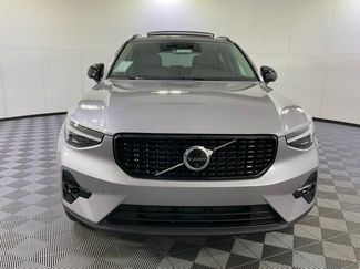 New 2026 Volvo XC40 B5 Plus w/ Protection Package Premier video 2