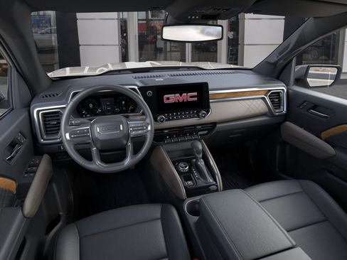 New 2026 GMC Canyon Denali image 15
