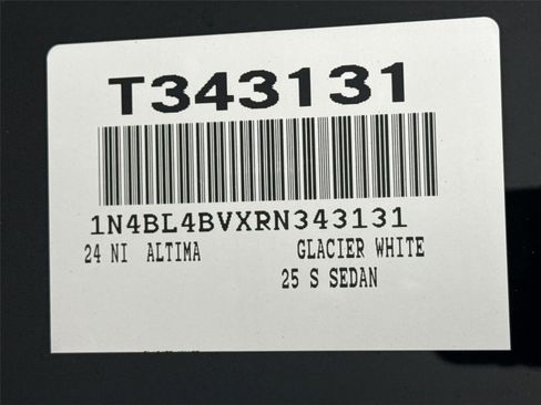 Used 2024 Nissan Altima 2.5 S image 38