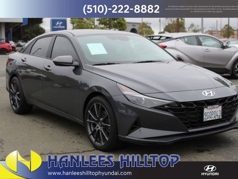 Used 2023 Hyundai Elantra Blue image 5