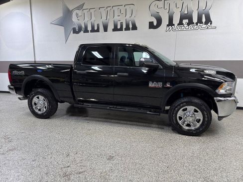Used 2018 RAM 2500 Tradesman w/ Chrome Appearance Group image 40