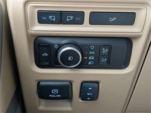 Used 2023 Ford F150 Lariat image 27