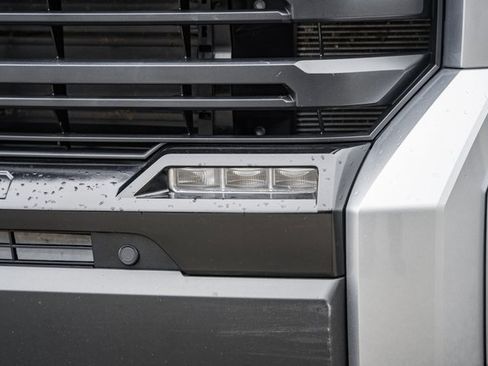 Used 2025 Toyota Tundra Limited image 14