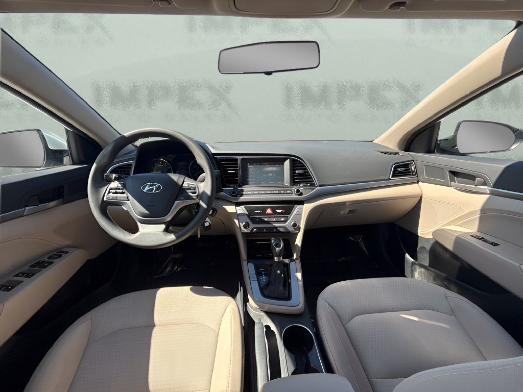 Used 2017 Hyundai Elantra SE FWD image 11
