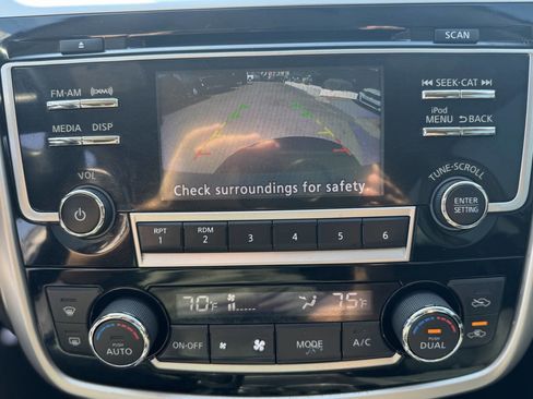 Used 2018 Nissan Altima 2.5 SV FWD image 17