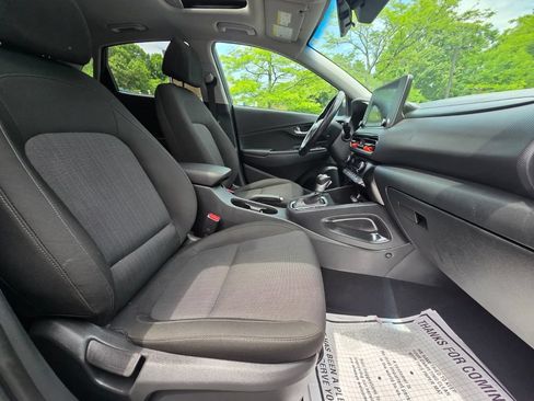 Used 2022 Hyundai Kona SEL w/ Convenience Package AWD/4WD image 13