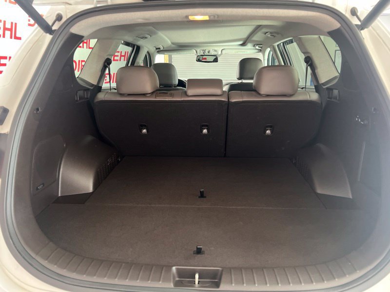 Used 2020 Hyundai Santa Fe Limited AWD/4WD image 8