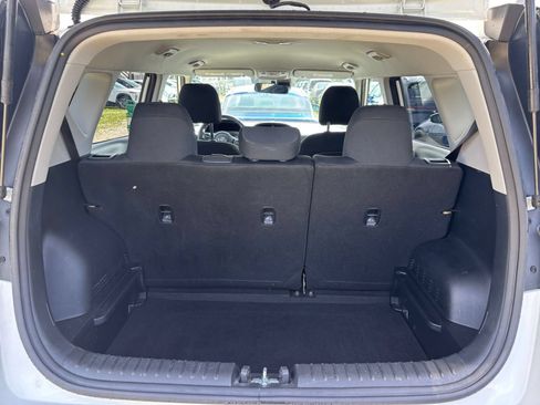 Used 2025 Kia Soul LX w/ LX Technology Package FWD image 31