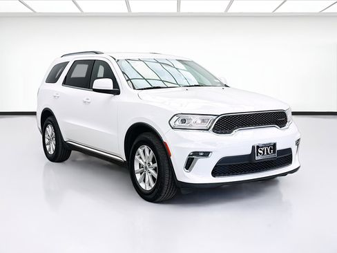 Used 2022 Dodge Durango SXT w/ Trailer Tow Group IV RWD image 3