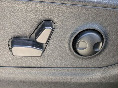 Used 2025 RAM 1500 Big Horn image 22