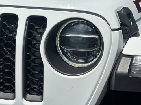 Used 2021 Jeep Gladiator Rubicon AWD/4WD image 50