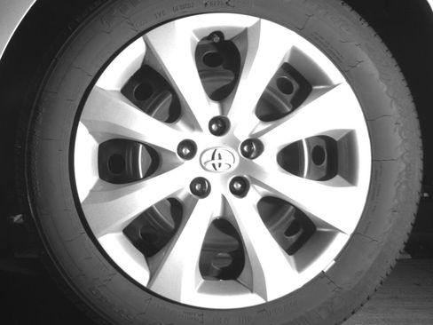 Used 2025 Toyota Corolla LE FWD image 17