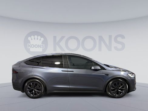 Used 2023 Tesla Model X image 8