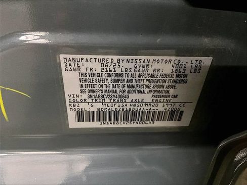 Used 2025 Nissan Sentra SV w/ All-Weather Package FWD image 32