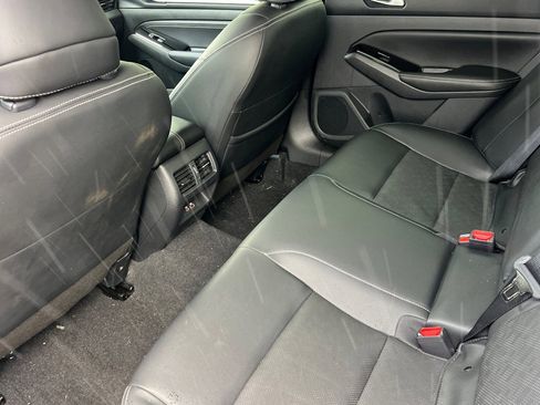 Used 2023 Nissan Altima 2.5 SL image 14