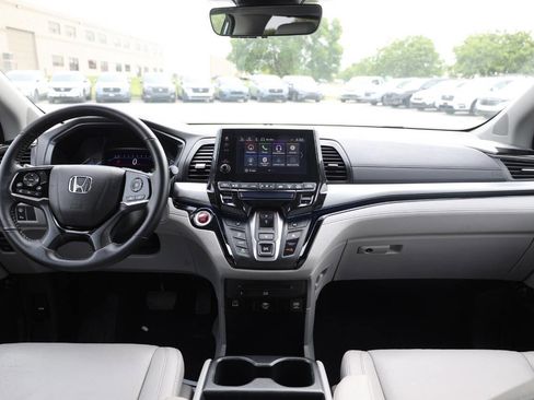 Used 2022 Honda Odyssey Touring image 14