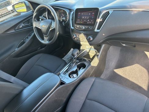 Used 2023 Chevrolet Malibu LT FWD image 27