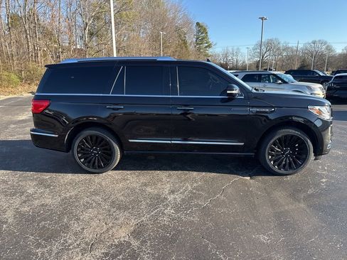 Used 2020 Lincoln Navigator Reserve w/ Equipment Group 208A Reserve image 2