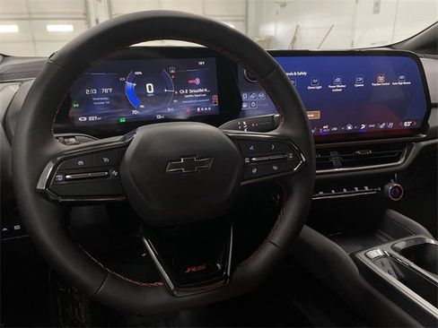 New 2025 Chevrolet Equinox EV RS w/ Convenience Package II image 18