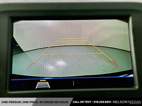 Used 2020 Chevrolet Equinox LS w/ LS Convenience Package FWD image 13