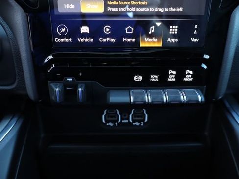 Used 2024 RAM 2500 Laramie w/ Night Edition image 29