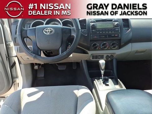Used 2012 Toyota Tacoma PreRunner RWD image 8