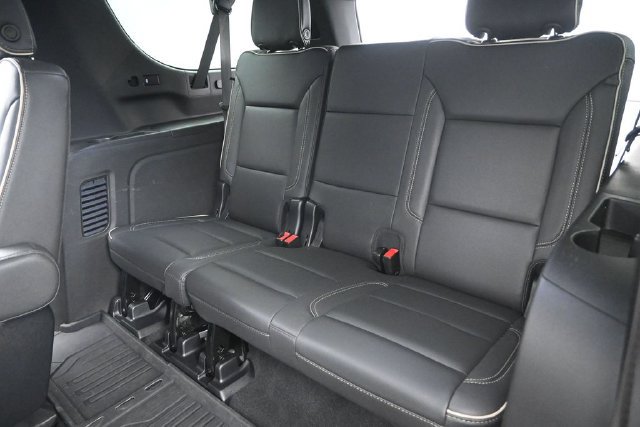 Used 2023 GMC Yukon XL SLT w/ SLT Premium Package RWD image 13