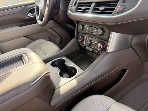 Used 2023 Chevrolet Tahoe LT w/ Luxury Package image 43